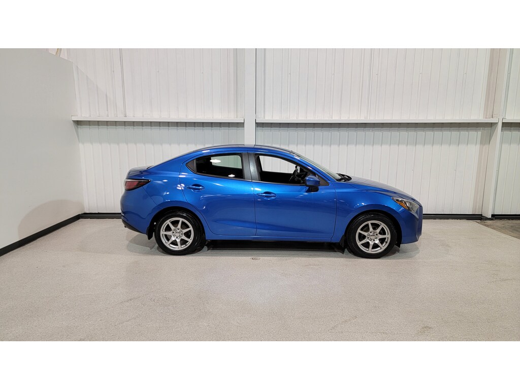 Toyota Yaris 2016