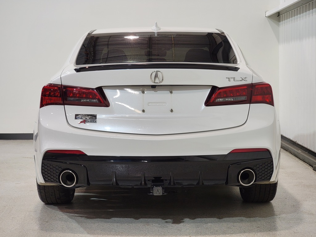 Acura TLX 2020