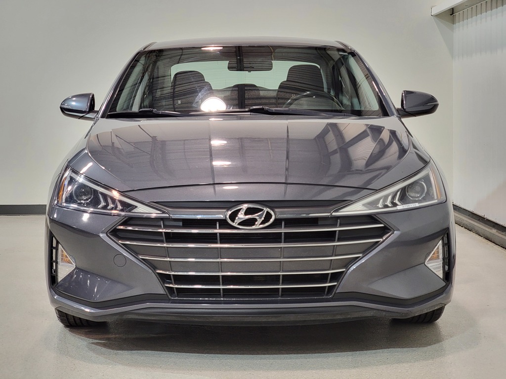 Hyundai Elantra 2019