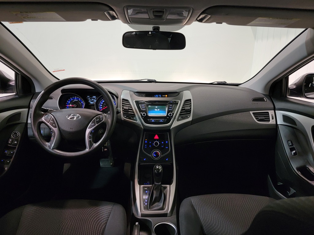 Hyundai Elantra 2016