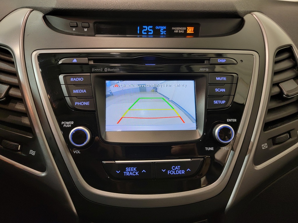 Hyundai Elantra 2016