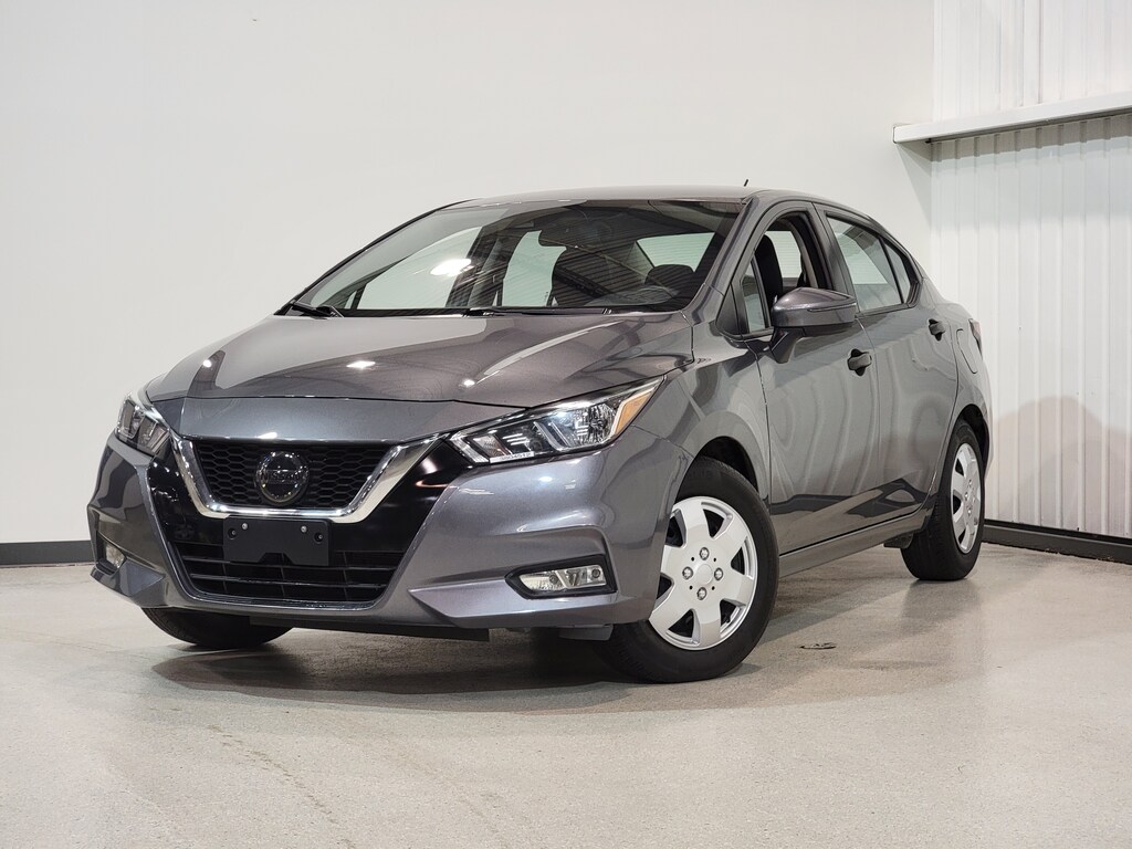 Nissan Versa 2021