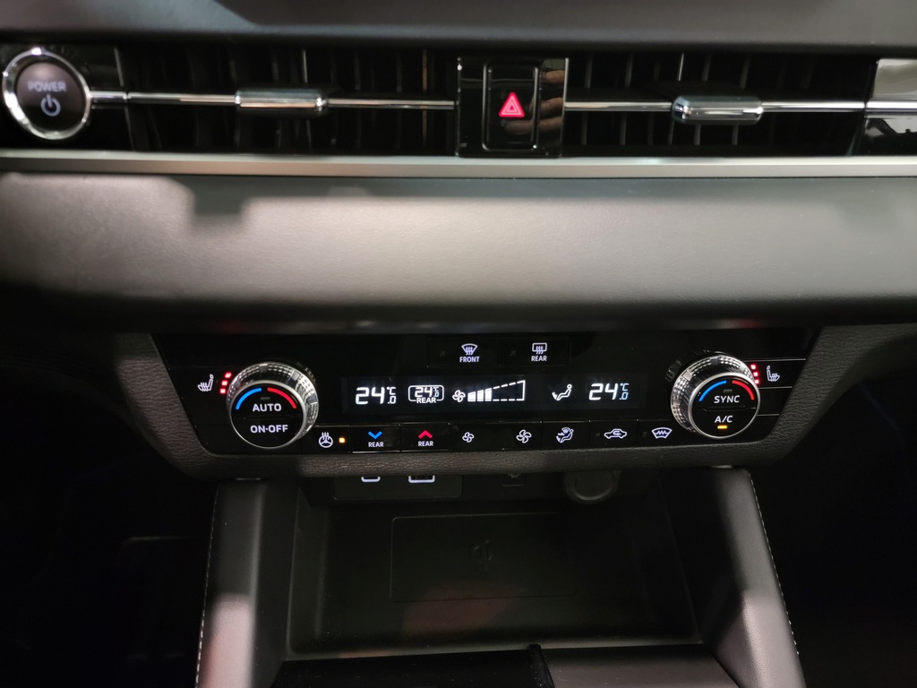 Mitsubishi Outlander PHEV 2024