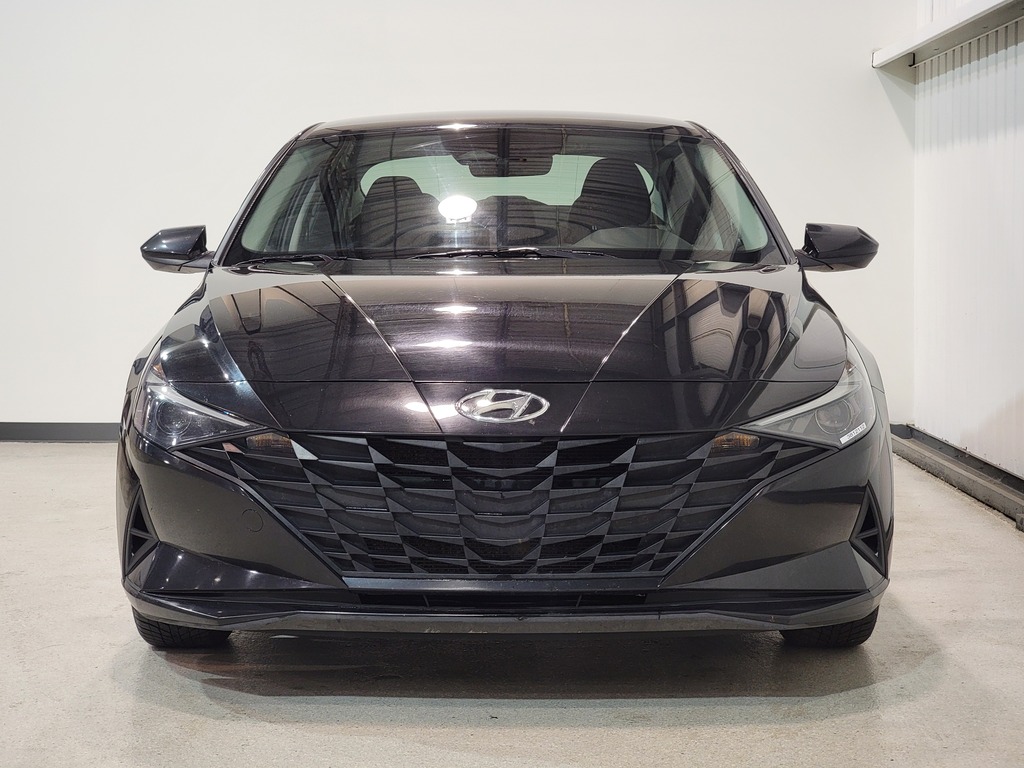 Hyundai Elantra 2021