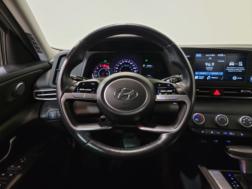 Hyundai Elantra 2021