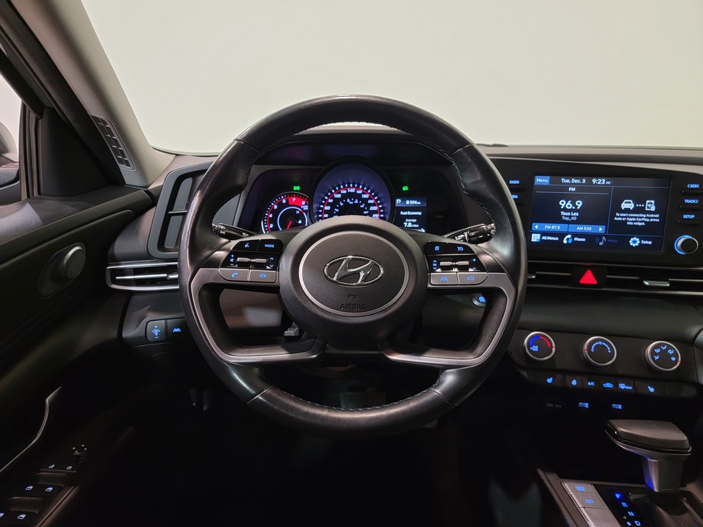 Hyundai Elantra 2021