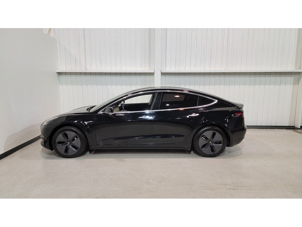 Tesla Model 3 2018