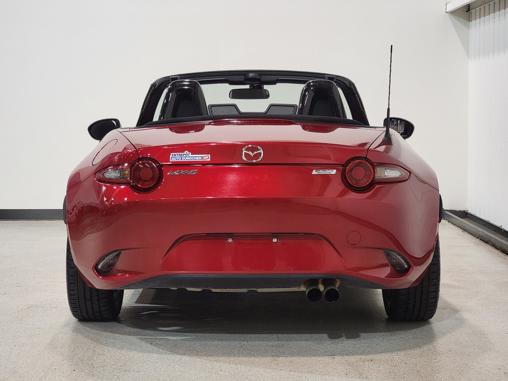 Mazda MX-5 2017