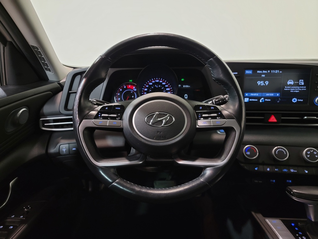 Hyundai Elantra 2021