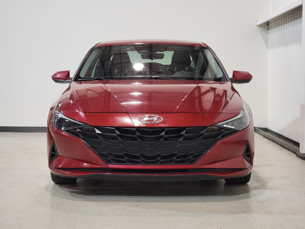 Hyundai Elantra 2021