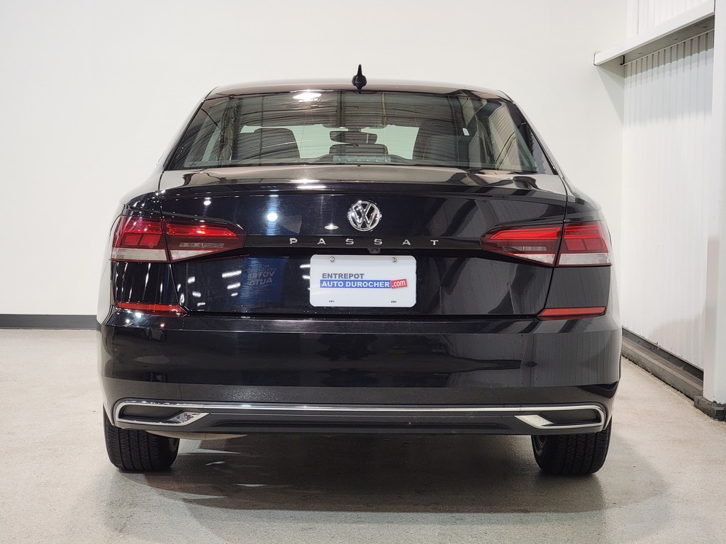 Volkswagen Passat 2021