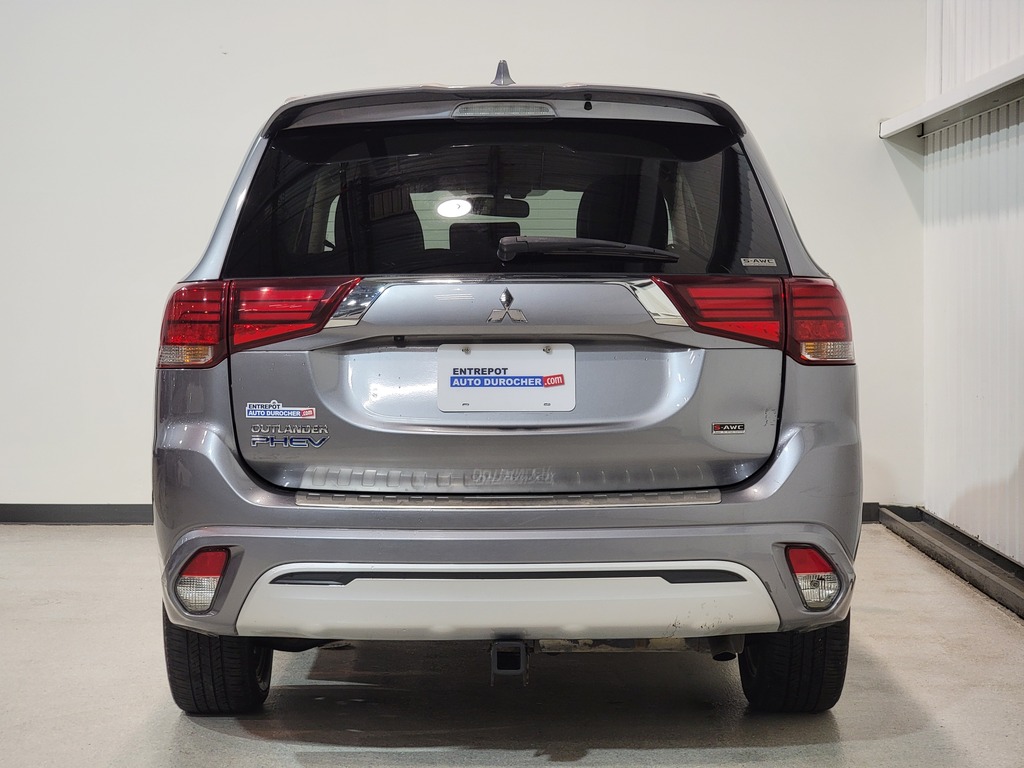 Mitsubishi Outlander PHEV 2020