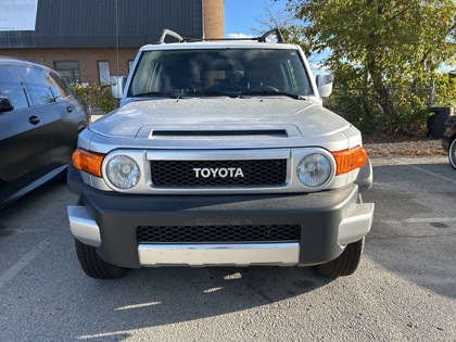 used 2007 Toyota FJ Cruiser car, priced at $10,577