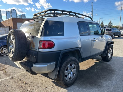 used 2007 Toyota FJ Cruiser car, priced at $10,577