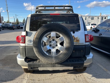 used 2007 Toyota FJ Cruiser car, priced at $10,577