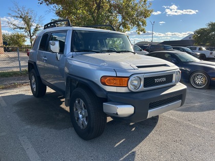 used 2007 Toyota FJ Cruiser car, priced at $10,577