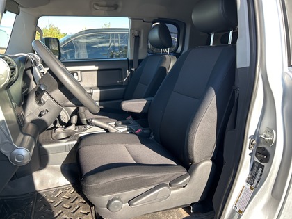 used 2007 Toyota FJ Cruiser car, priced at $10,577