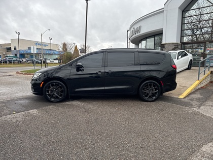 used 2021 Chrysler Pacifica car, priced at $35,888