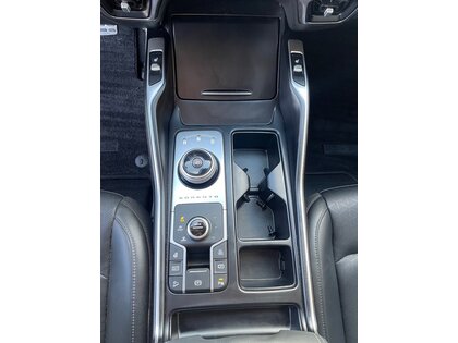 used 2022 Kia Sorento Plug-In Hybrid car, priced at $47,994