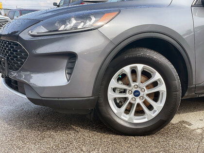 used 2022 Ford Escape car, priced at $26,200