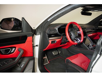 used 2021 Lamborghini Urus car, priced at $278,910
