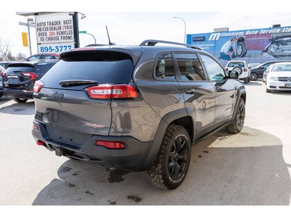 used 2018 Jeep Cherokee car, priced at $28,997