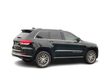 used 2017 Jeep Grand Cherokee car, priced at $28,124