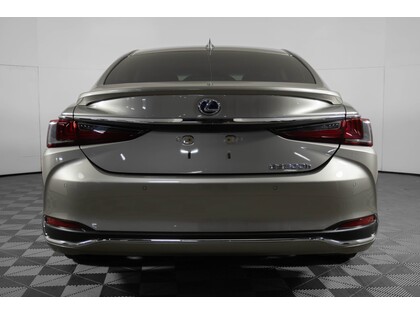 used 2021 Lexus ES 300h car, priced at $46,998