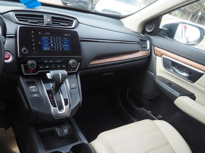 used 2018 Honda CR-V car, priced at $29,900