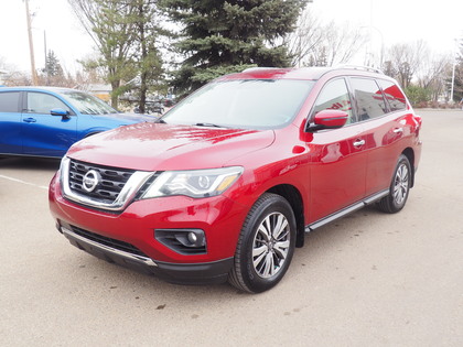 used 2019 Nissan Pathfinder car, priced at $30,900