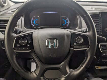 used 2020 Honda Pilot car, priced at $41,998
