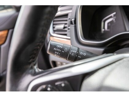 used 2020 Honda CR-V car, priced at $37,997
