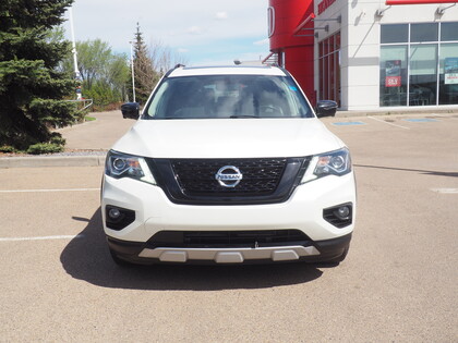 used 2020 Nissan Pathfinder car, priced at $27,900