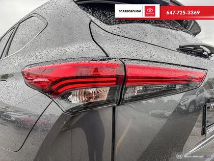 used 2021 Toyota Highlander car, priced at $50,995