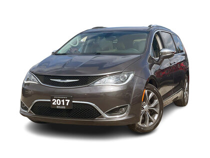 used 2017 Chrysler Pacifica car, priced at $25,723