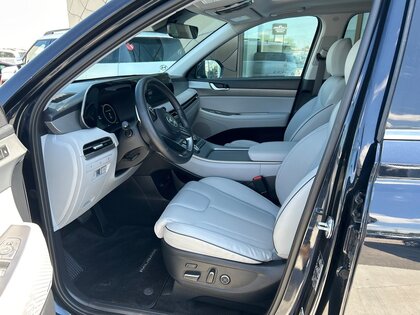 used 2023 Hyundai Palisade car, priced at $52,995