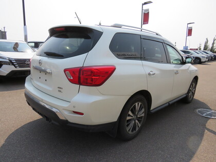 used 2017 Nissan Pathfinder car, priced at $20,998