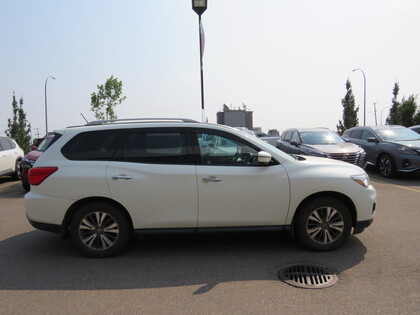 used 2017 Nissan Pathfinder car, priced at $20,998