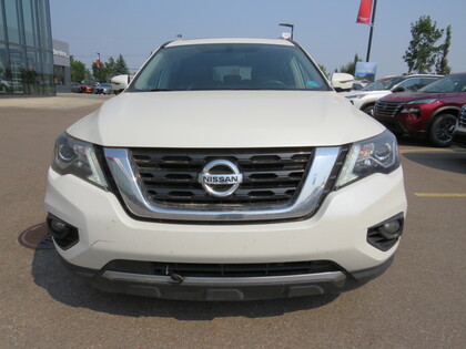 used 2017 Nissan Pathfinder car, priced at $20,998