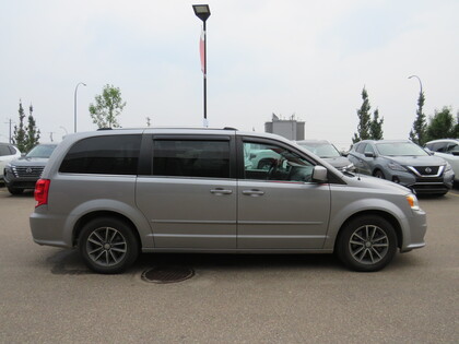 used 2017 Dodge Grand Caravan car, priced at $15,998