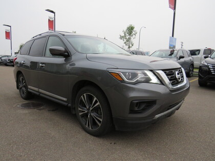 used 2020 Nissan Pathfinder car, priced at $26,998