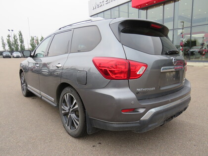 used 2020 Nissan Pathfinder car, priced at $26,998