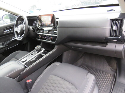 used 2022 Nissan Pathfinder car, priced at $40,998