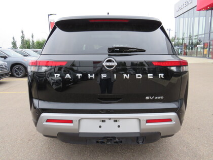 used 2022 Nissan Pathfinder car, priced at $40,998