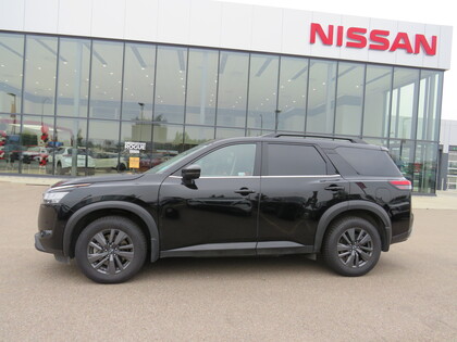 used 2022 Nissan Pathfinder car, priced at $40,998