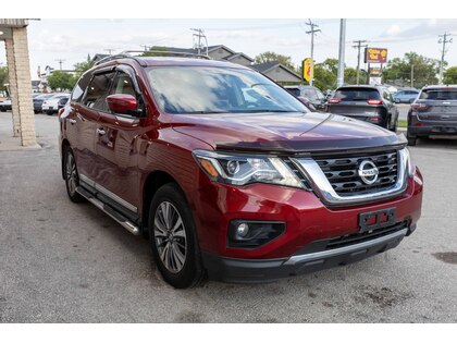 used 2018 Nissan Pathfinder car, priced at $29,997