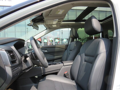 used 2023 Nissan Rogue car, priced at $39,998