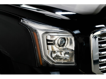 used 2020 GMC Yukon XL car, priced at $55,910