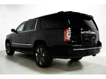 used 2020 GMC Yukon XL car, priced at $55,910