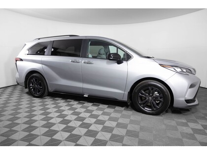 used 2024 Toyota Sienna car, priced at $67,998